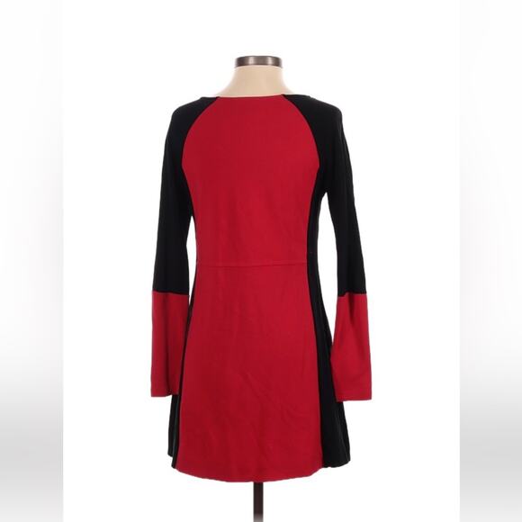 Lynn Ritchie Silver color block red and black long sleeved dress, small - Picture 2 of 10